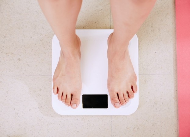 Quarantine Weight Gain: Causes and Tips to Cope Up