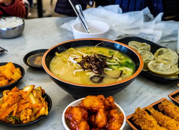 10 TikTok Accounts Foodies will Love to Follow